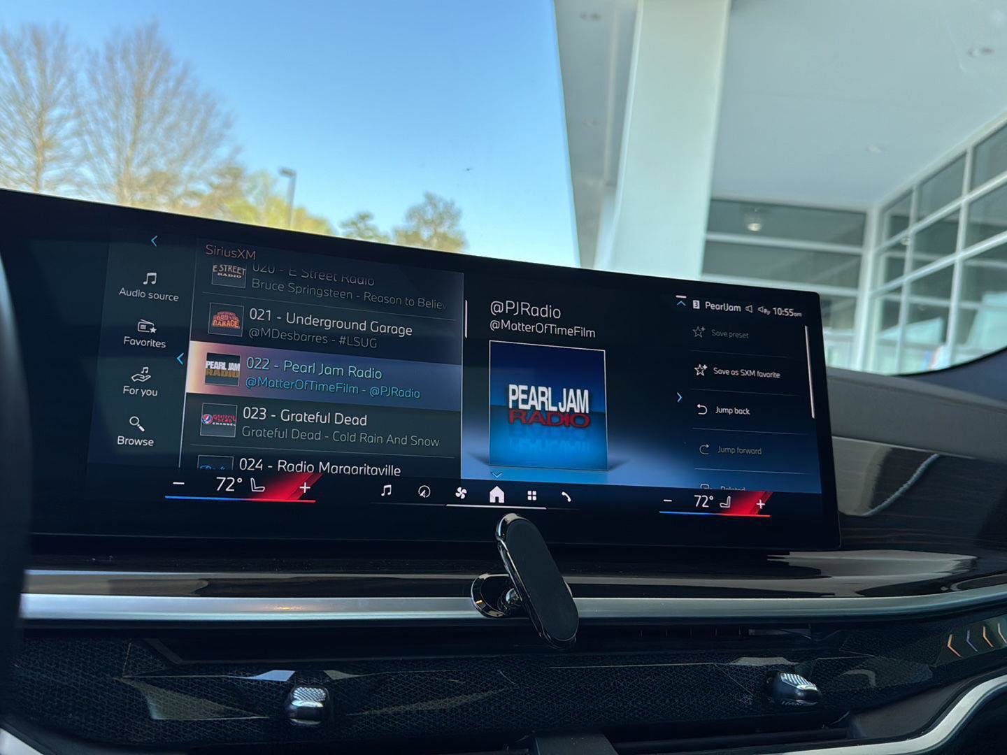 Certified 2024 BMW X6 xDrive40i w/ Premium Package image 22