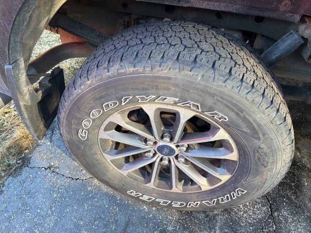 Used 2019 Ford F150 Lariat w/ Equipment Group 502A Luxury image 10