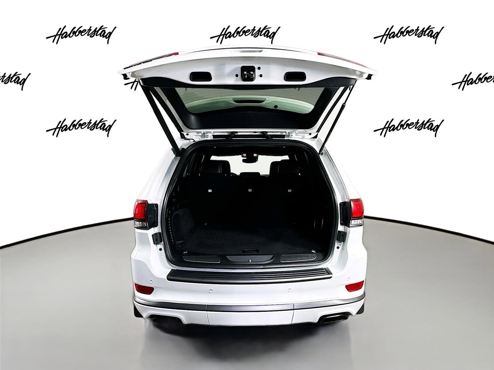 Used 2020 Jeep Grand Cherokee High Altitude image 28