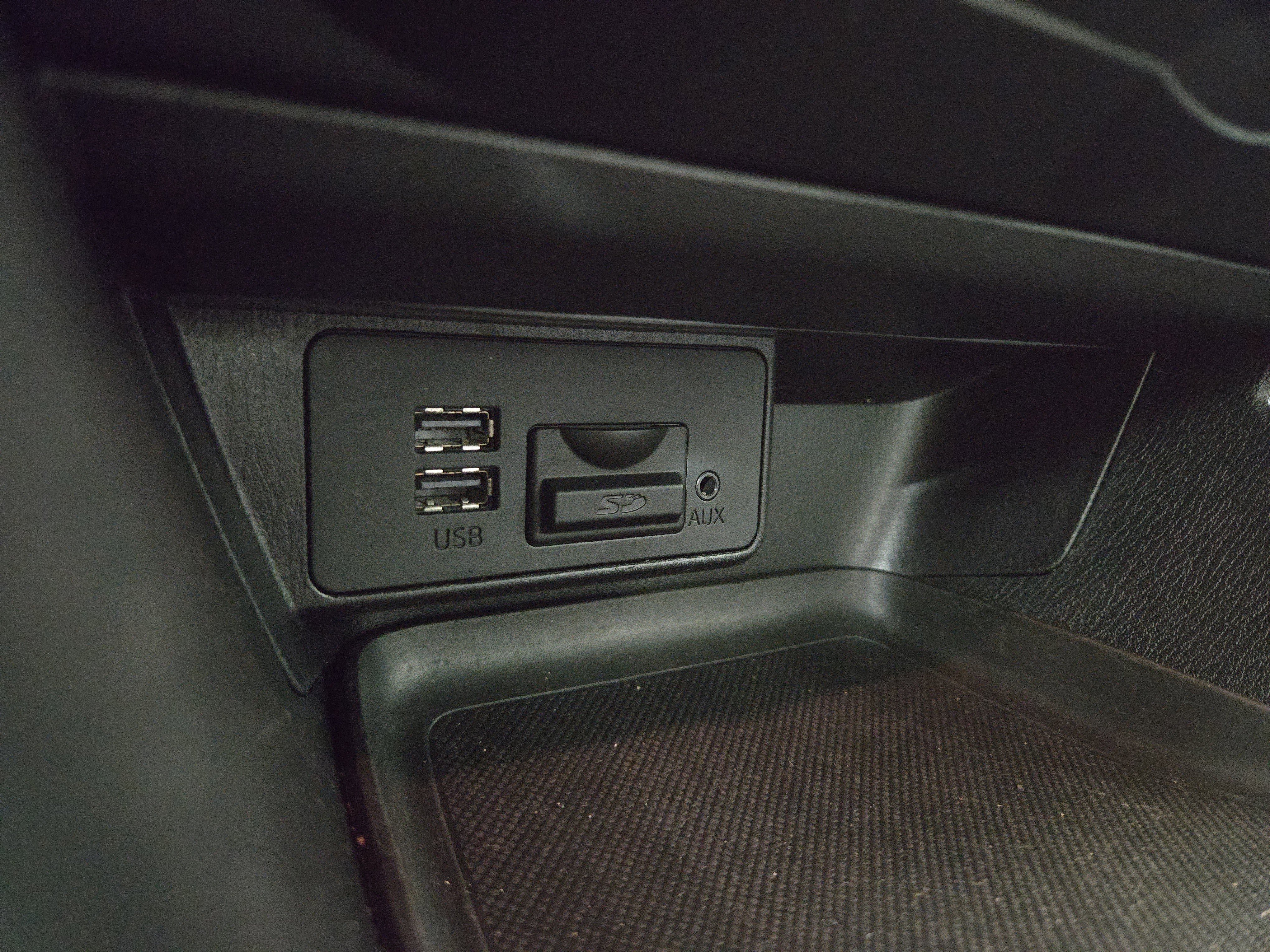 Used 2016 MAZDA MAZDA3 i Sport image 25