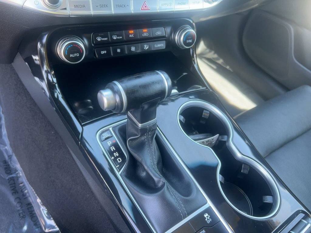 Used 2020 Kia Stinger GT-Line AWD/4WD image 30