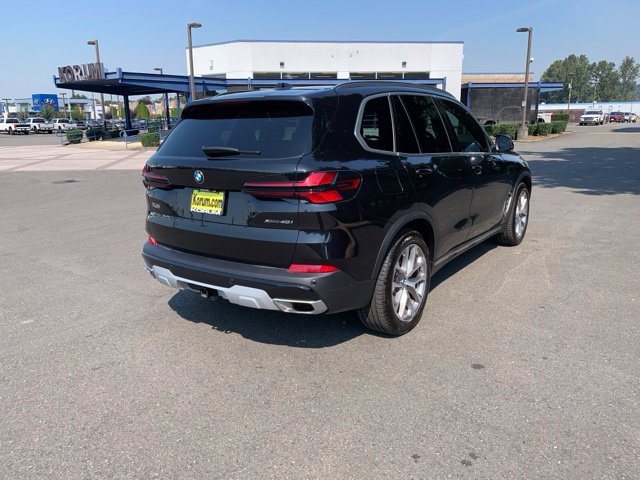 Used 2024 BMW X5 xDrive40i w/ Premium Package AWD/4WD image 8