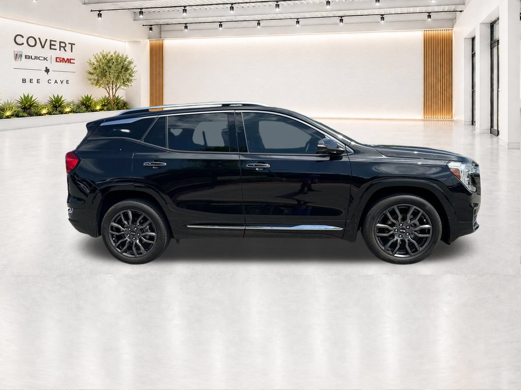 Certified 2024 GMC Terrain Denali w/ Black Diamond Edition AWD/4WD image 15