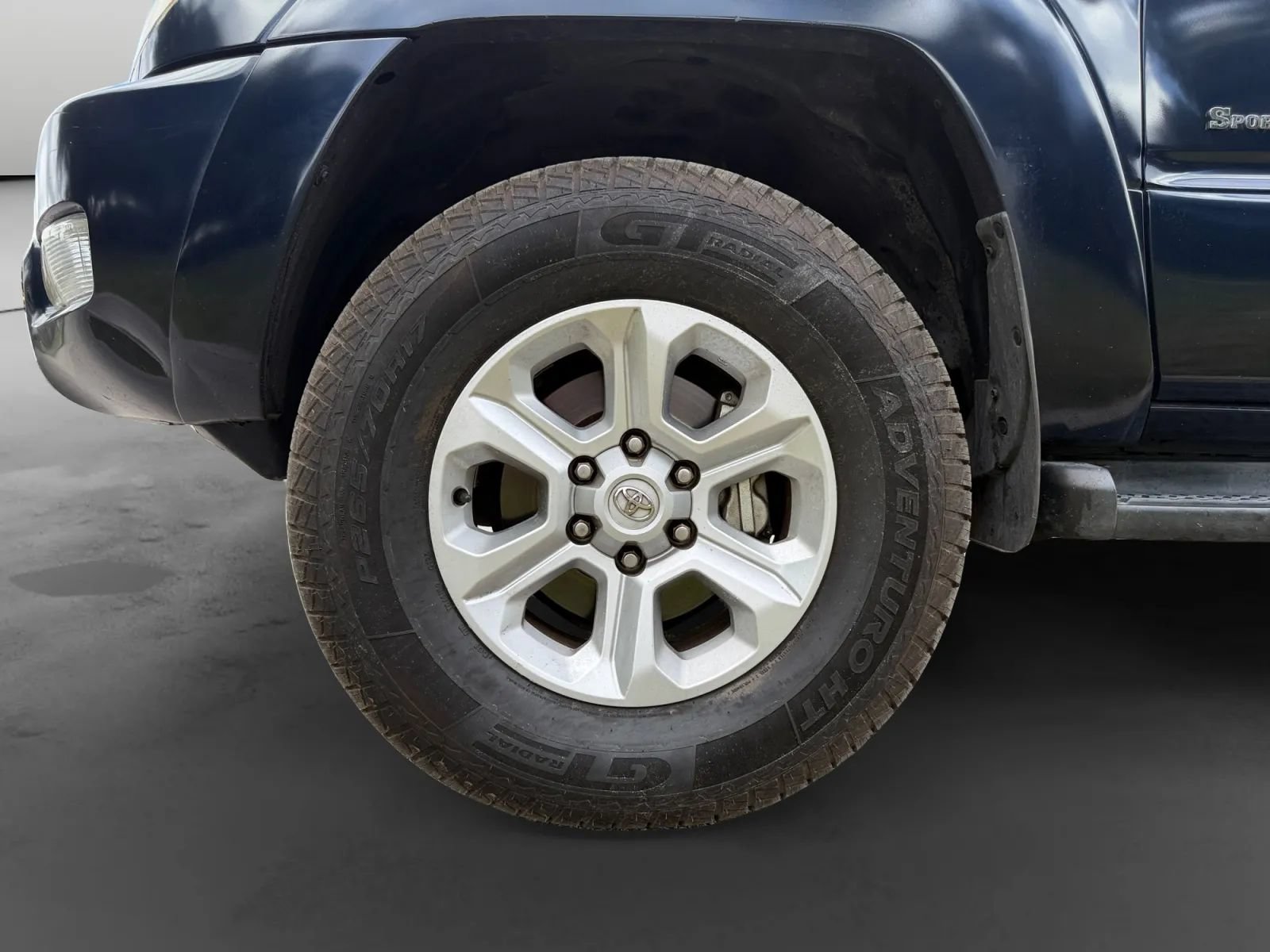 Used 2004 Toyota 4Runner Sport RWD image 9