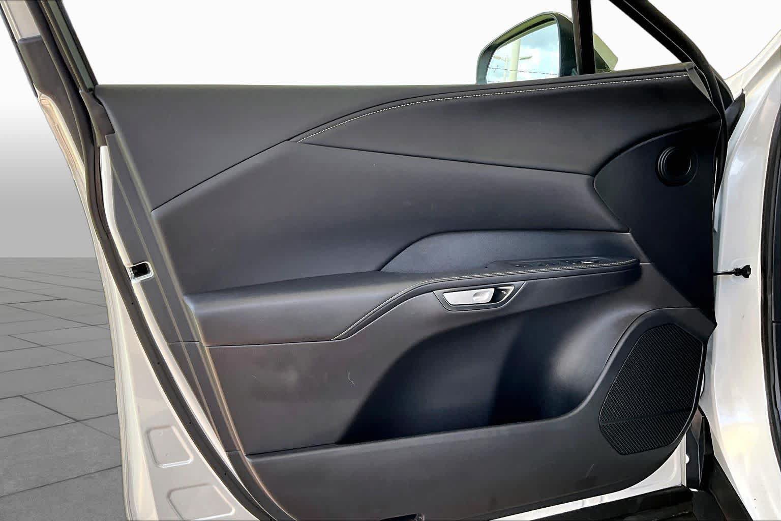 Used 2026 Lexus RX 350 Premium w/ Accessory Package (2T) FWD image 19