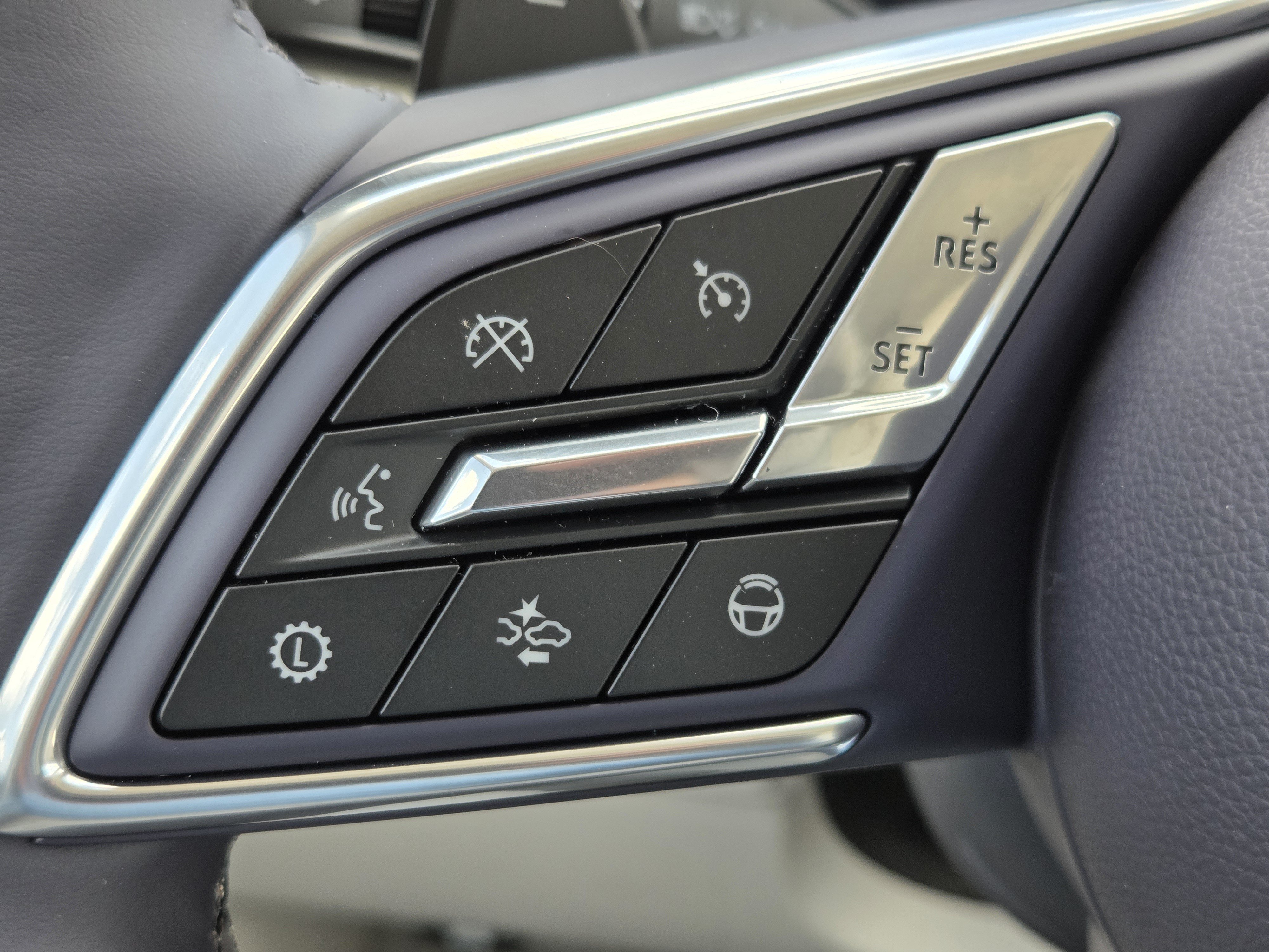 New 2027 Buick Enclave Avenir FWD image 17