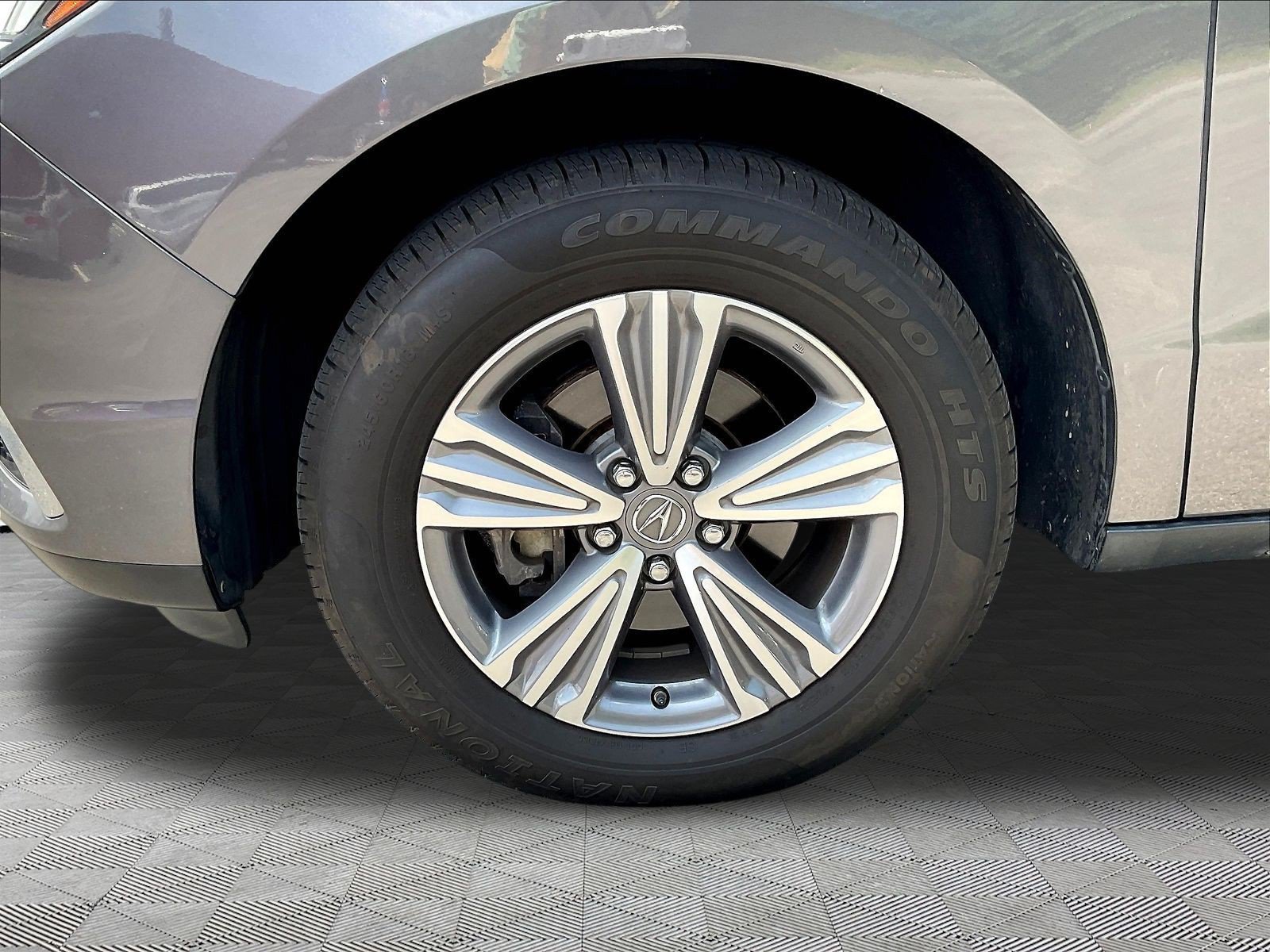 Used 2020 Acura MDX SH-AWD image 35