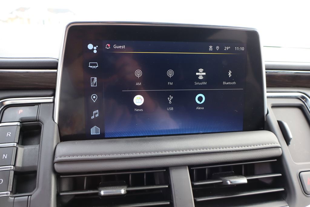 Used 2023 Chevrolet Suburban Z71 w/ Luxury Package image 26