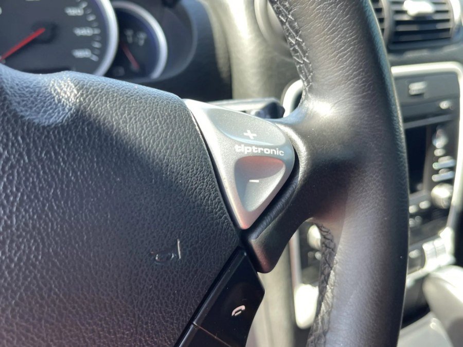 Used 2009 Porsche Cayenne GTS image 33