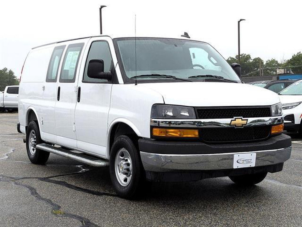 Certified 2025 Chevrolet Express 2500 w/ Driver Convenience Package RWD image 29