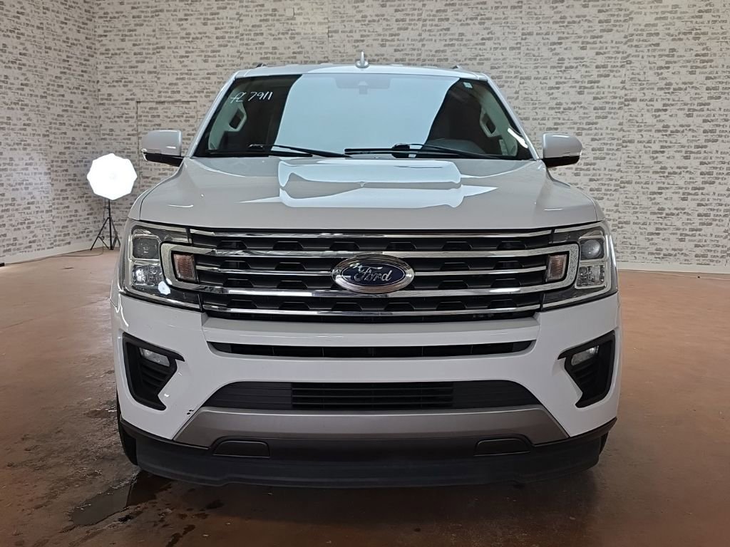 Used 2020 Ford Expedition XLT w/ Equipment Group 201A image 2