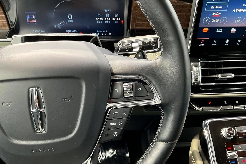Used 2022 Lincoln Navigator Black Label AWD/4WD image 12