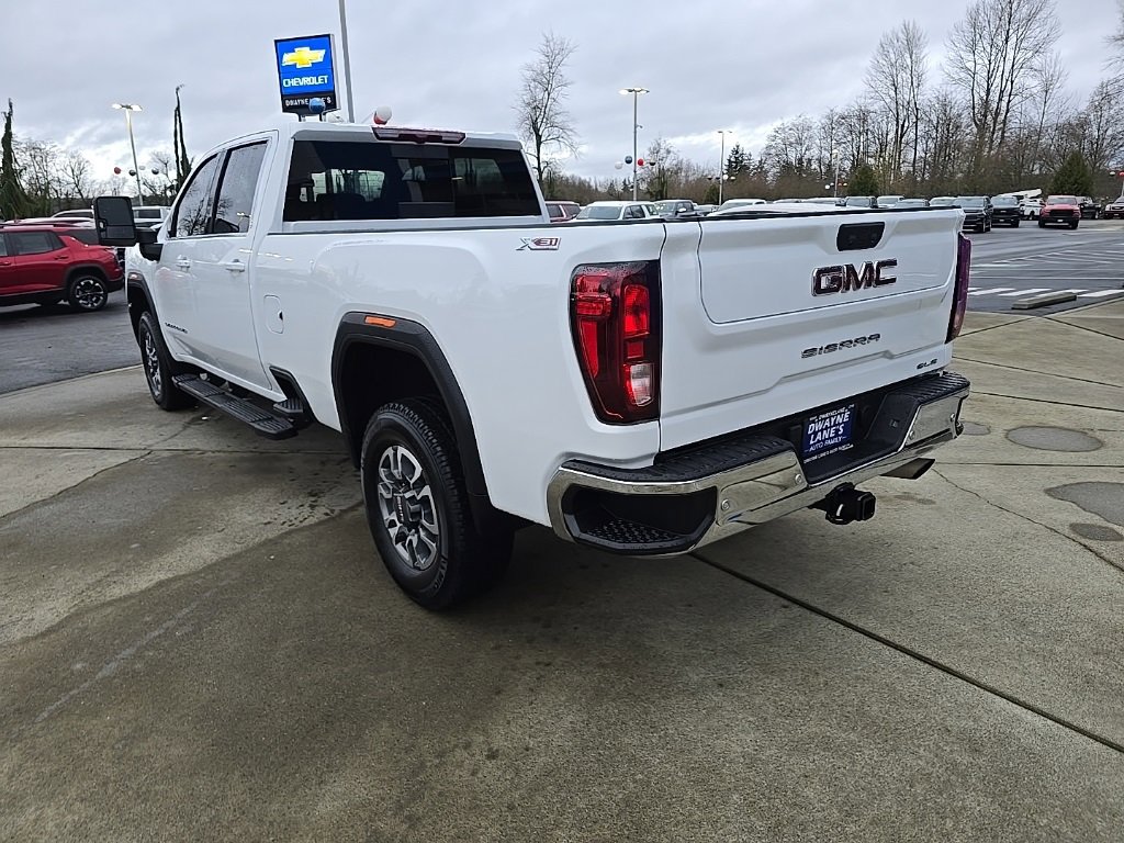 Used 2025 GMC Sierra 3500 SLE w/ SLE Value Package image 3