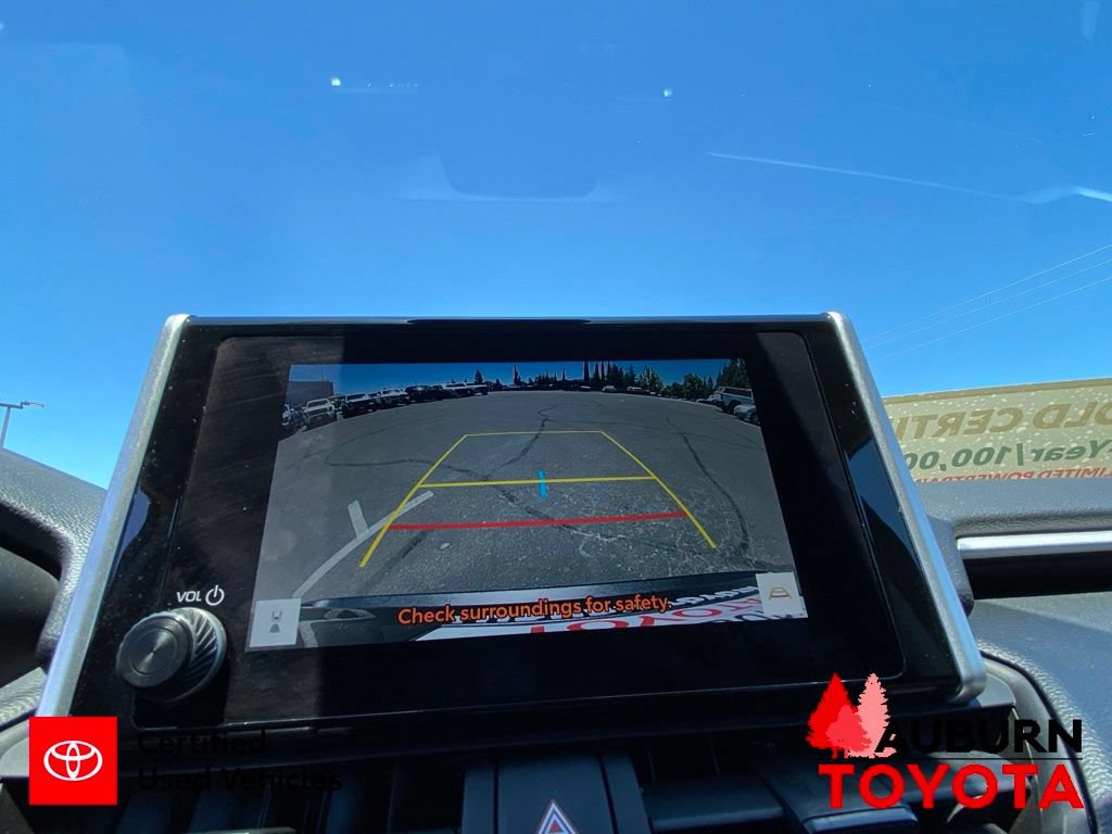 Certified 2024 Toyota RAV4 LE AWD/4WD image 40