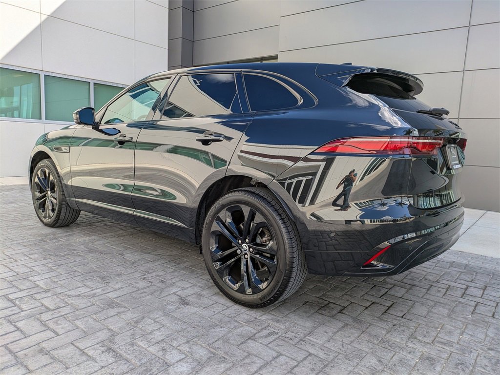 Certified 2025 Jaguar F-PACE R-Dynamic S image 6