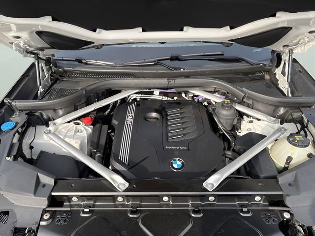 Used 2022 BMW X5 xDrive40i w/ Climate Comfort Package image 21