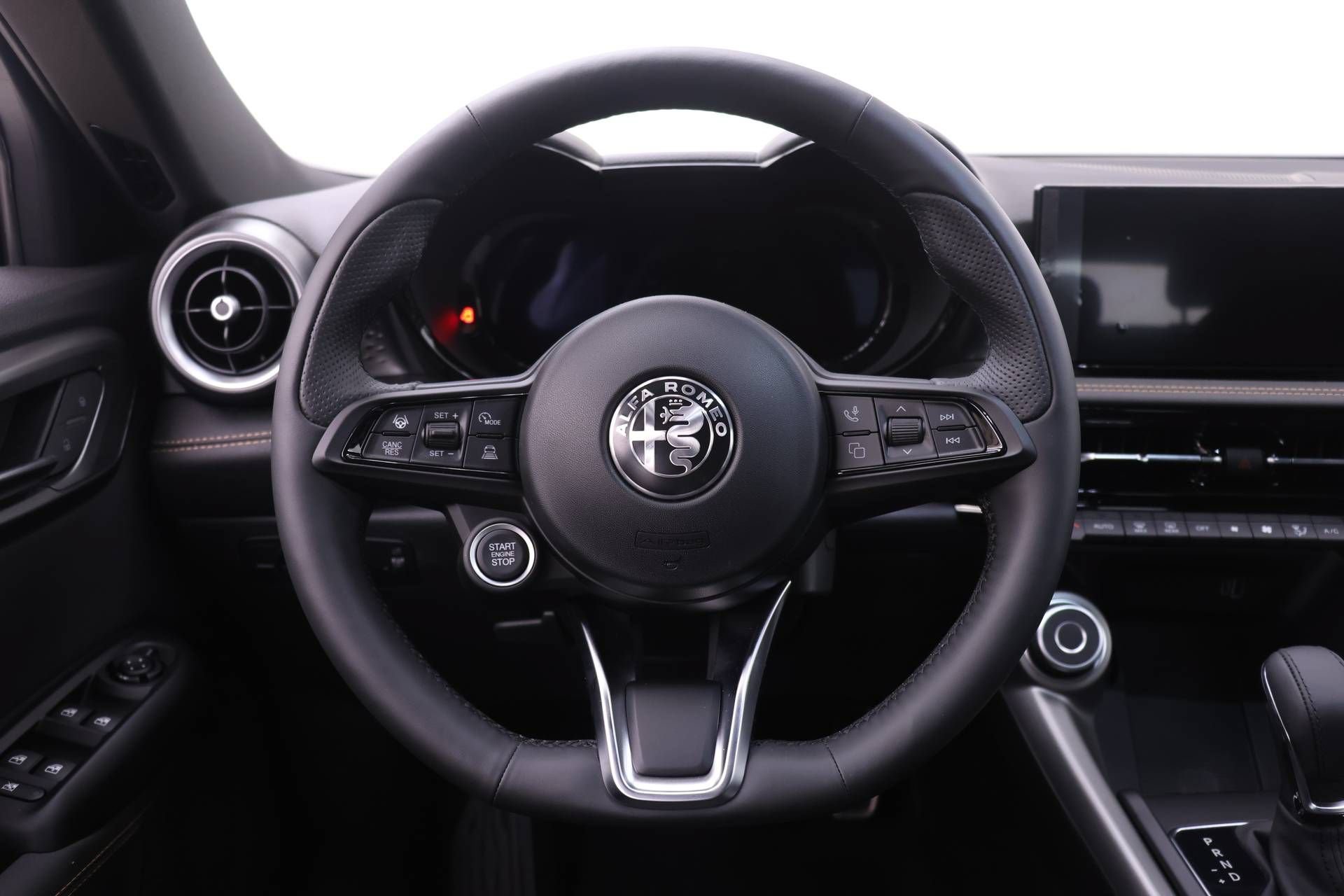 New 2026 Alfa Romeo Tonale w/ Active Assist Package AWD/4WD image 15