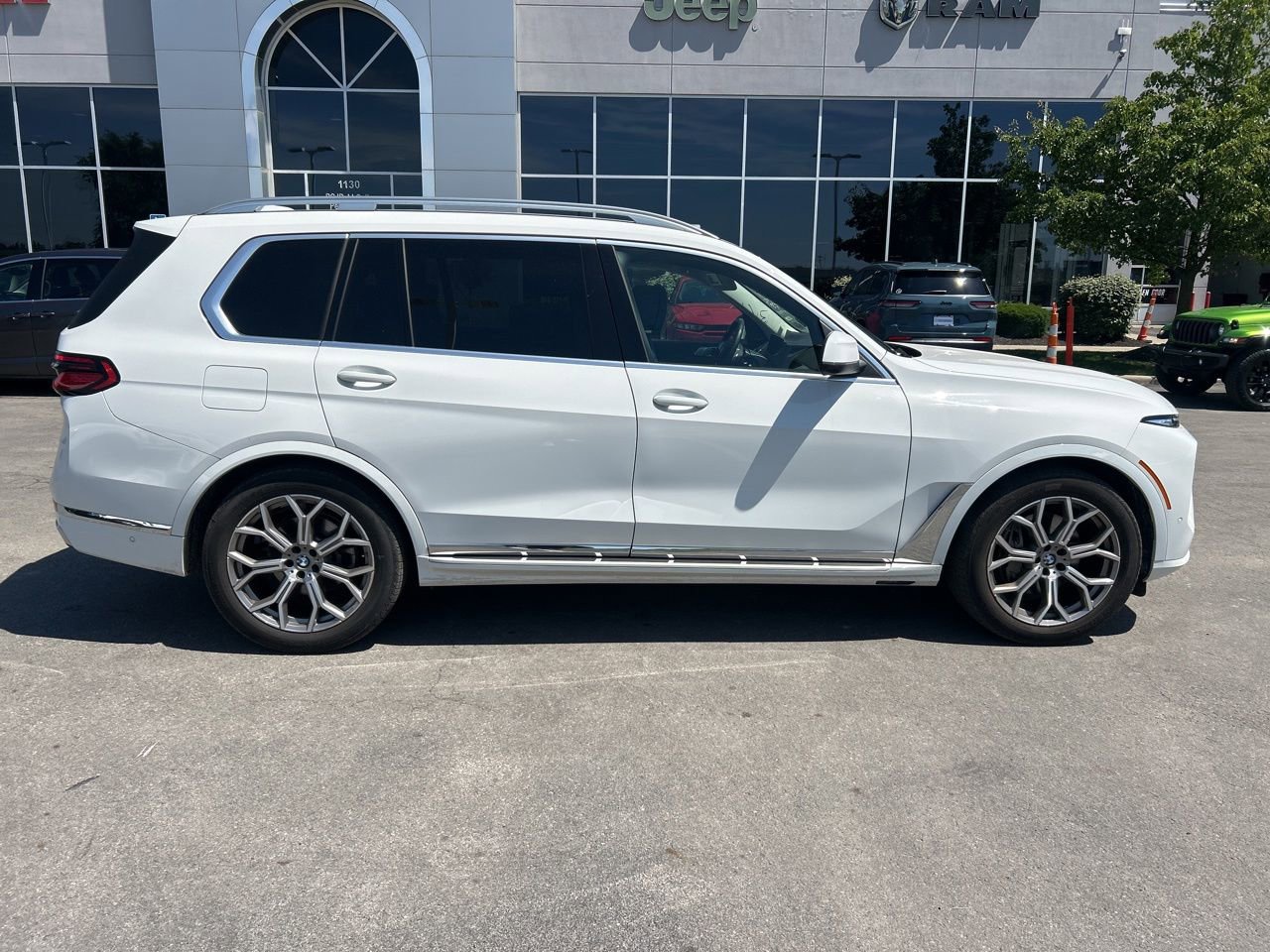 Used 2026 BMW X7 xDrive40i AWD/4WD image 6
