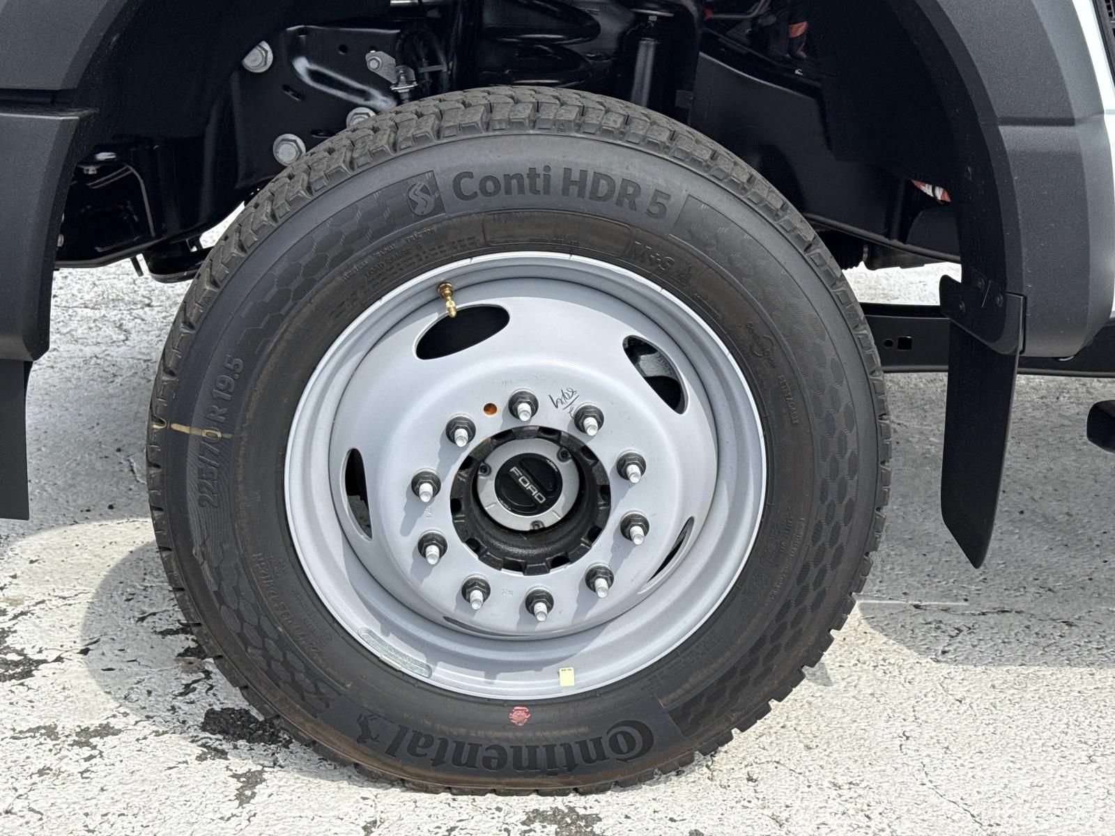 New 2026 Ford F450 XL AWD/4WD image 9