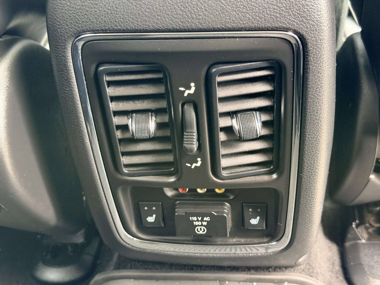 Used 2012 Jeep Grand Cherokee Overland AWD/4WD image 27