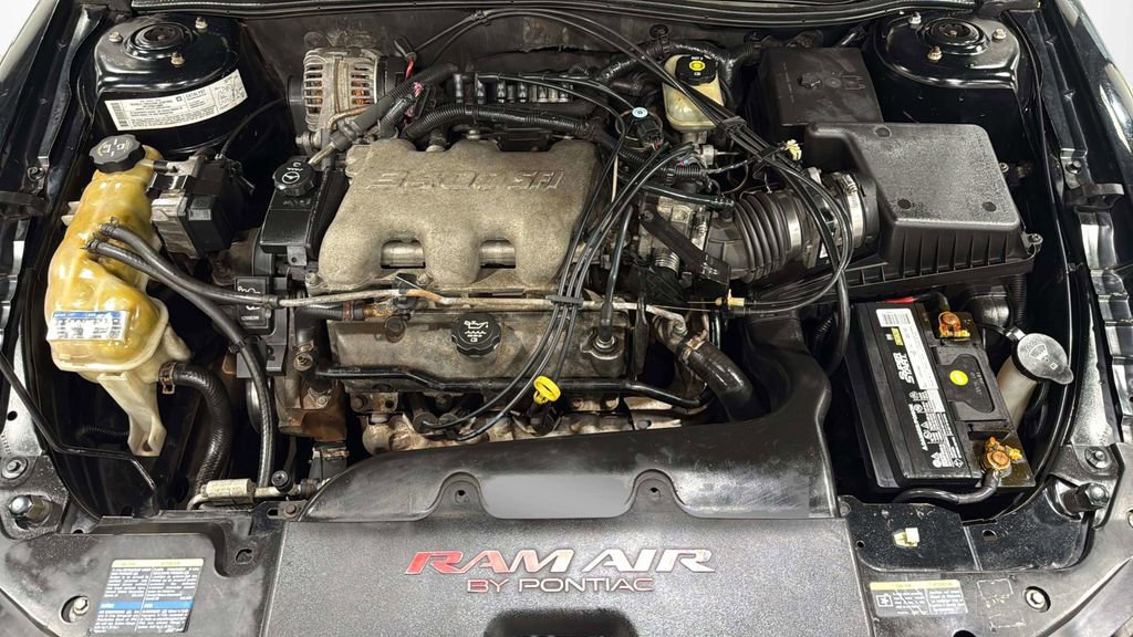 Used 2004 Pontiac Grand Am GT FWD image 35