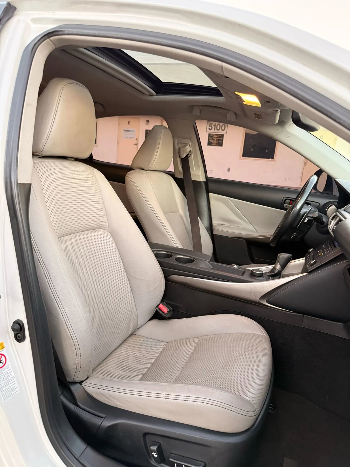 Used 2016 Lexus IS 200t image 25