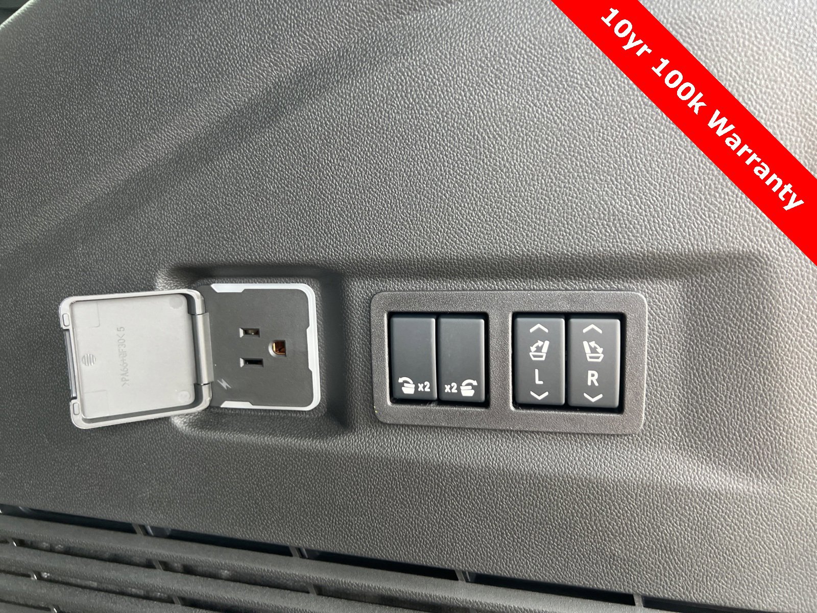 New 2026 Chevrolet Tahoe Premier w/ Sun And Tow Package image 29