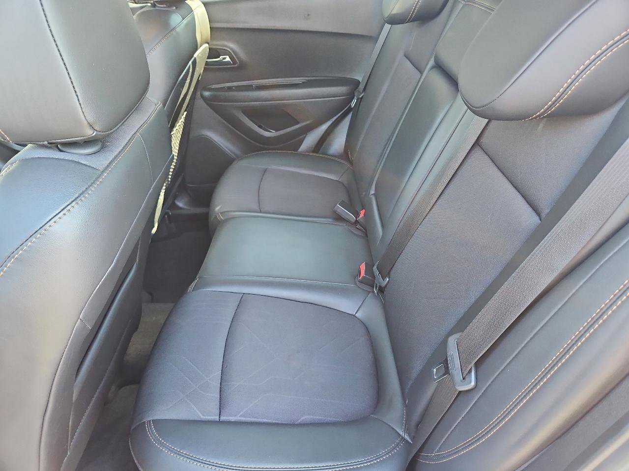 Used 2017 Chevrolet Trax LT w/ LT Convenience Package image 20