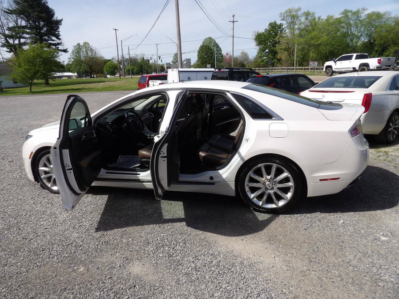 Used 2015 Lincoln MKZ AWD w/ Equipment Group 101A Select image 8
