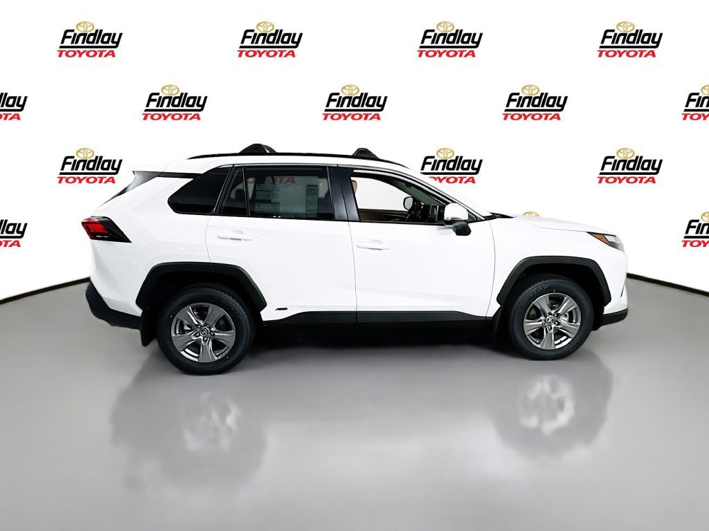 New 2025 Toyota RAV4 XLE w/ Convenience Package AWD/4WD image 8