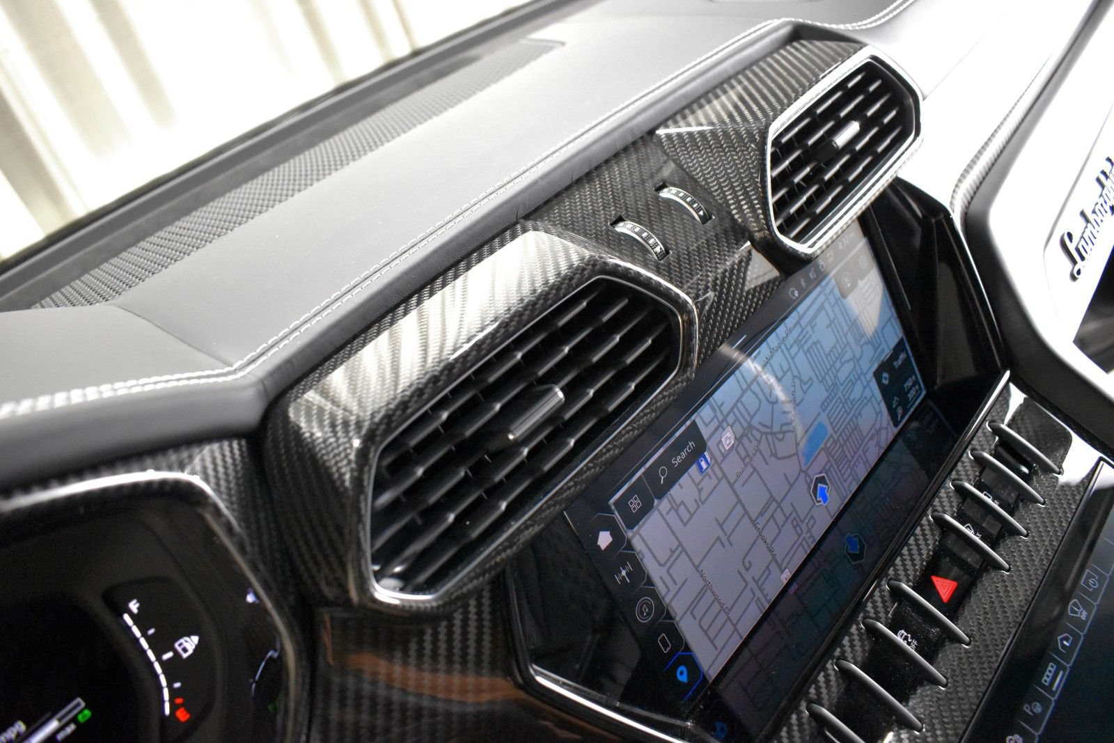 Used 2024 Lamborghini Urus S AWD/4WD image 23