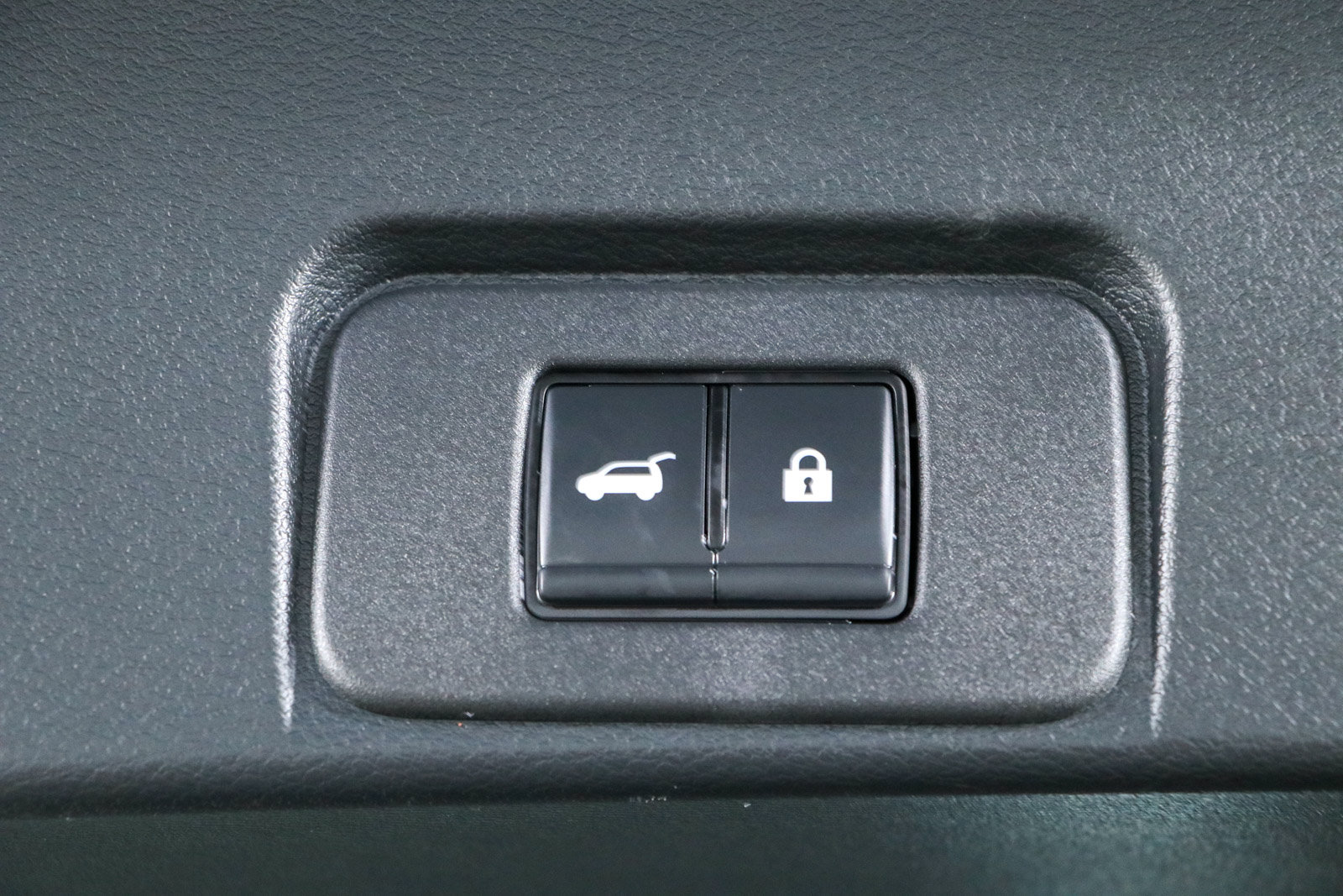 Used 2023 Nissan Rogue SV w/ SV Premium B Package AWD/4WD image 30
