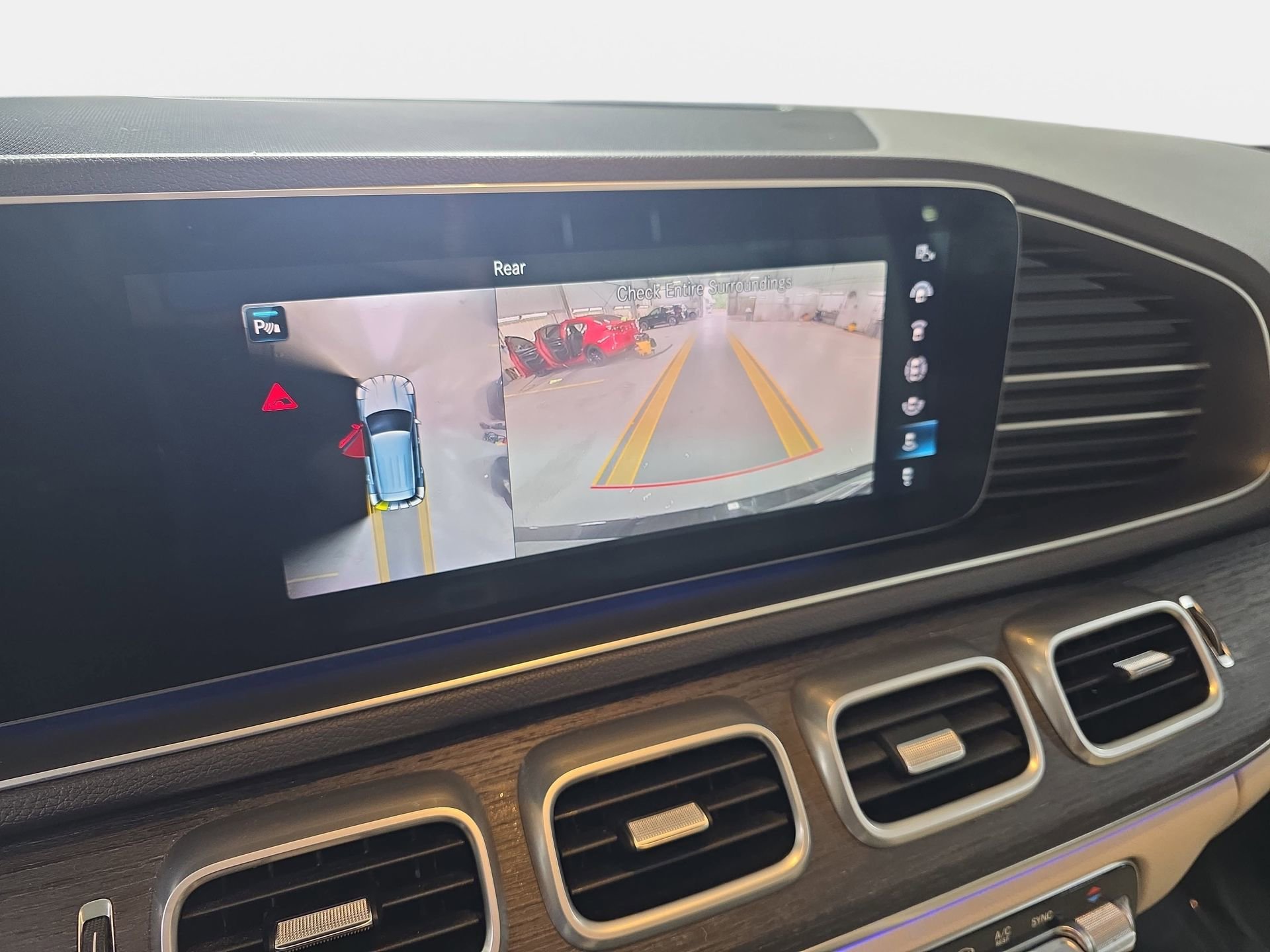 Used 2021 Mercedes-Benz GLE 350 4MATIC image 23