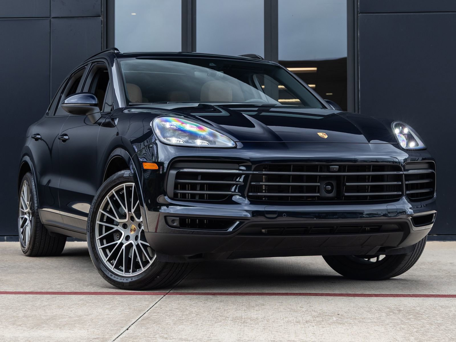 Certified 2023 Porsche Cayenne S Platinum image 6