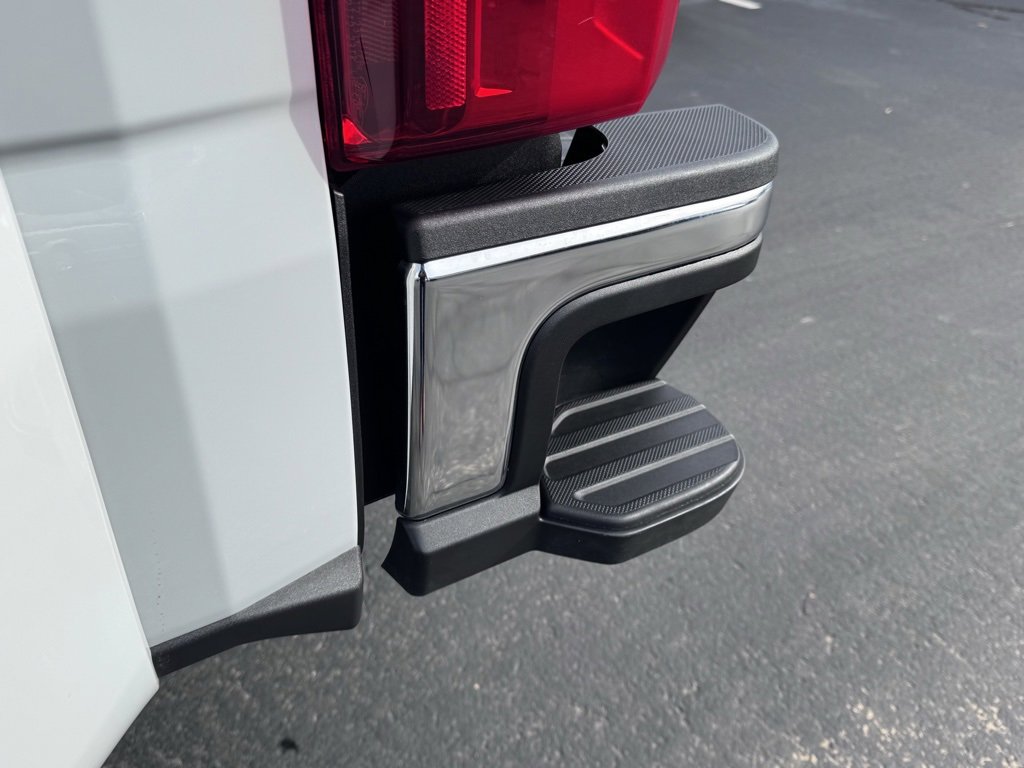 Used 2025 Ford F450 Lariat image 46