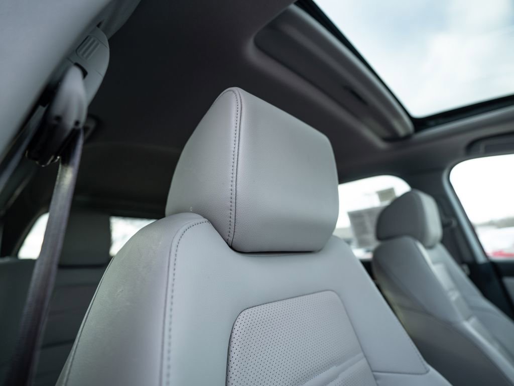 Used 2021 Honda CR-V EX-L image 18