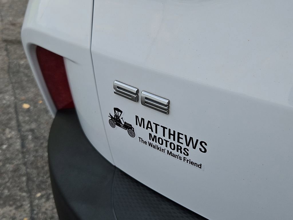 Used 2021 Ford Escape SE image 28