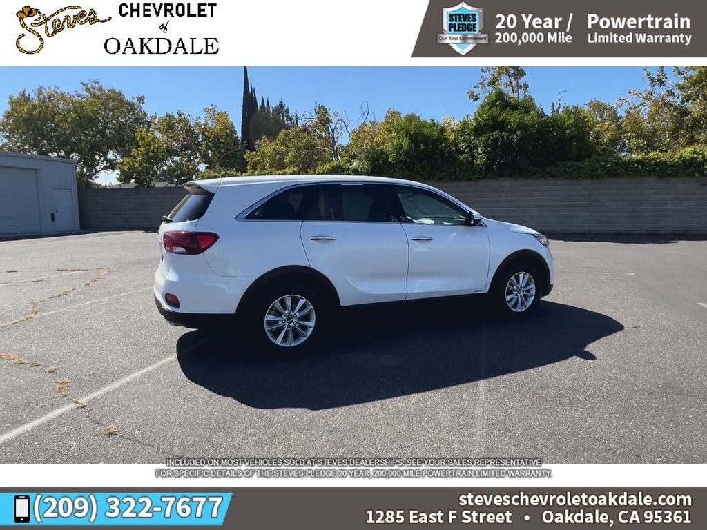 Used 2019 Kia Sorento AWD V6 image 12