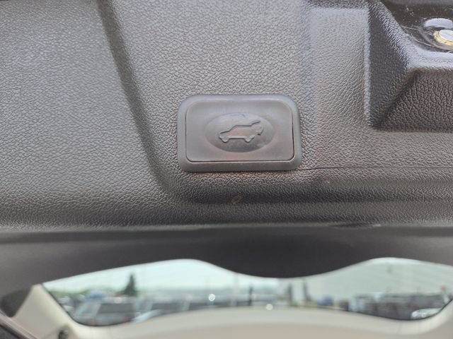 Used 2017 Buick Enclave Leather FWD image 26