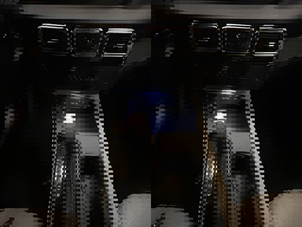 New 2026 Nissan Sentra SL w/ Floor Mat Package image 11