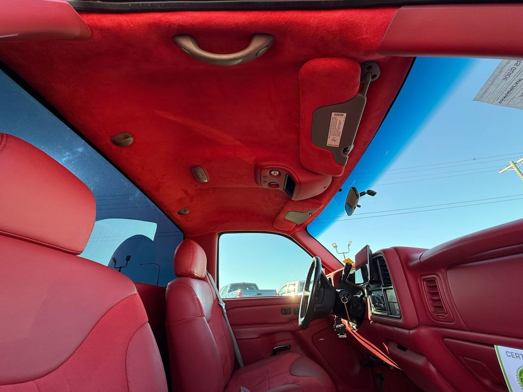 Used 2000 GMC Sierra 1500 SLE image 24