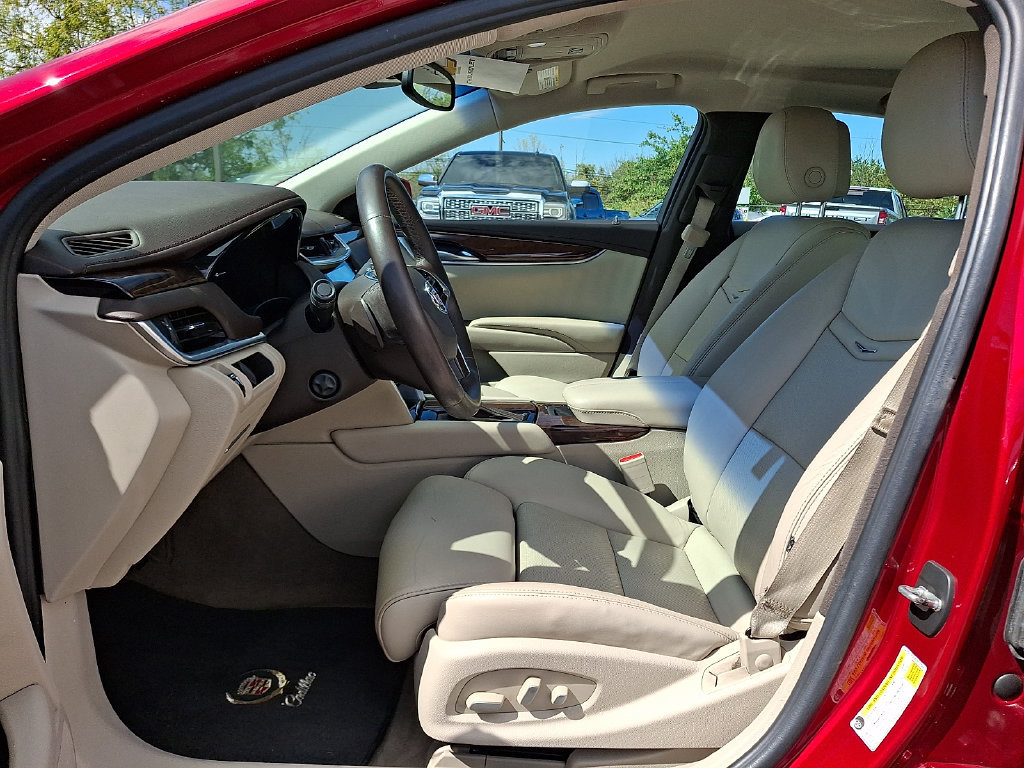 Used 2013 Cadillac XTS Luxury w/ Driver Awareness Package FWD image 12
