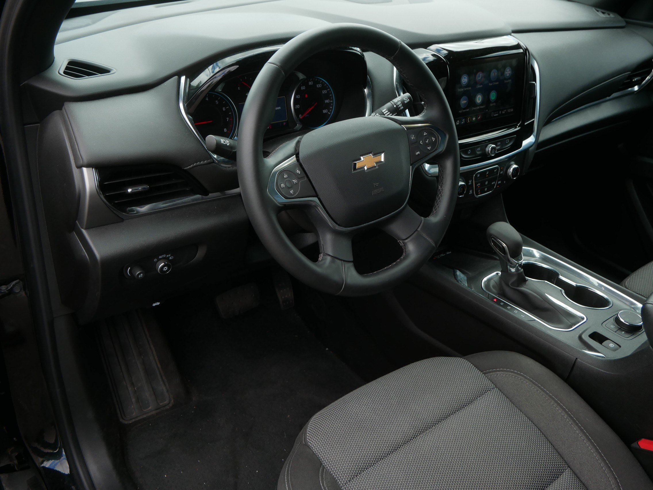 Used 2023 Chevrolet Traverse LT AWD/4WD image 19