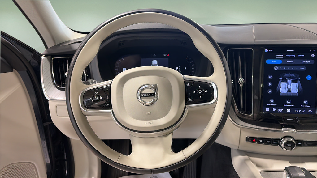 Used 2023 Volvo XC60 B5 Plus w/ Climate Package AWD/4WD image 24
