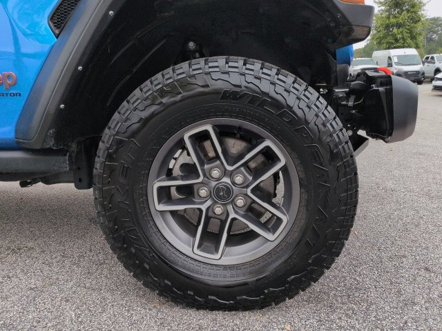 Used 2024 Jeep Gladiator Mojave w/ Technology Group AWD/4WD image 10
