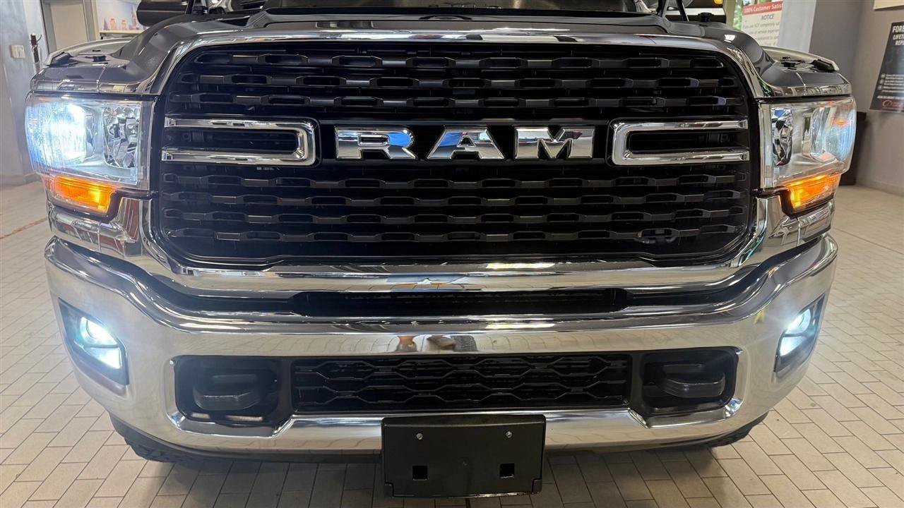 Used 2022 RAM 3500 Big Horn w/ Level A Equipment Group AWD/4WD image 16