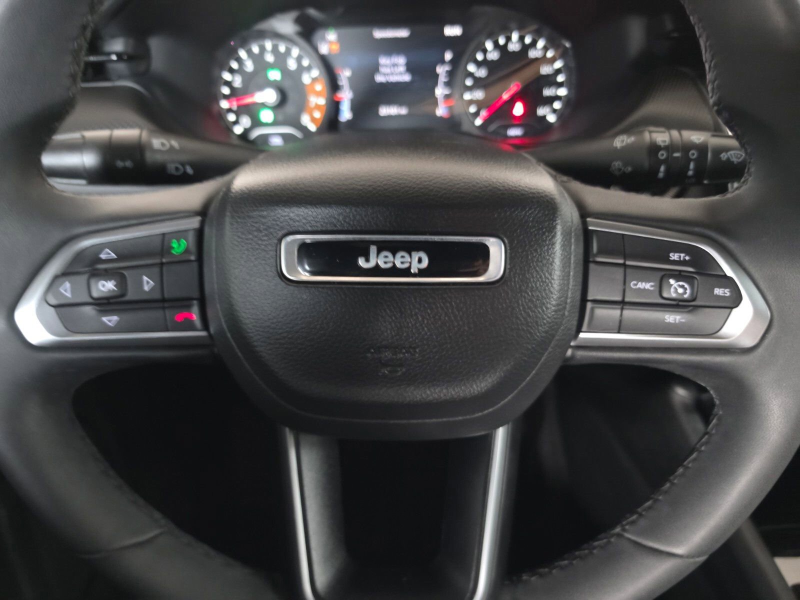 Used 2023 Jeep Compass Altitude image 30