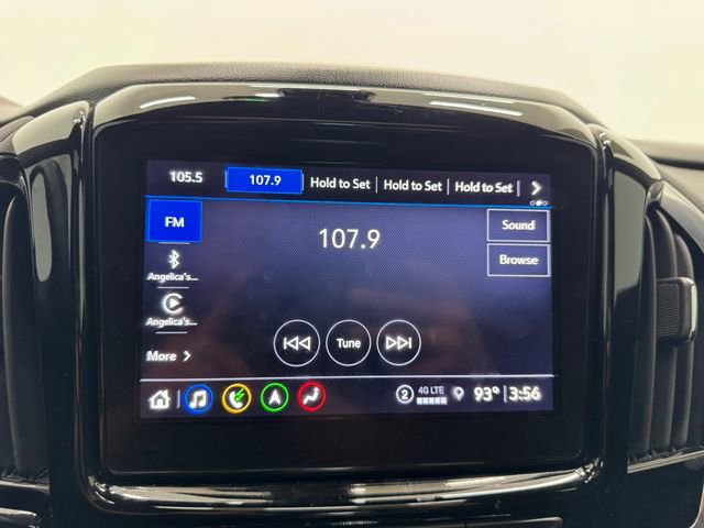 Used 2023 Chevrolet Traverse High Country w/ LPO, Floor Liner Package FWD image 28