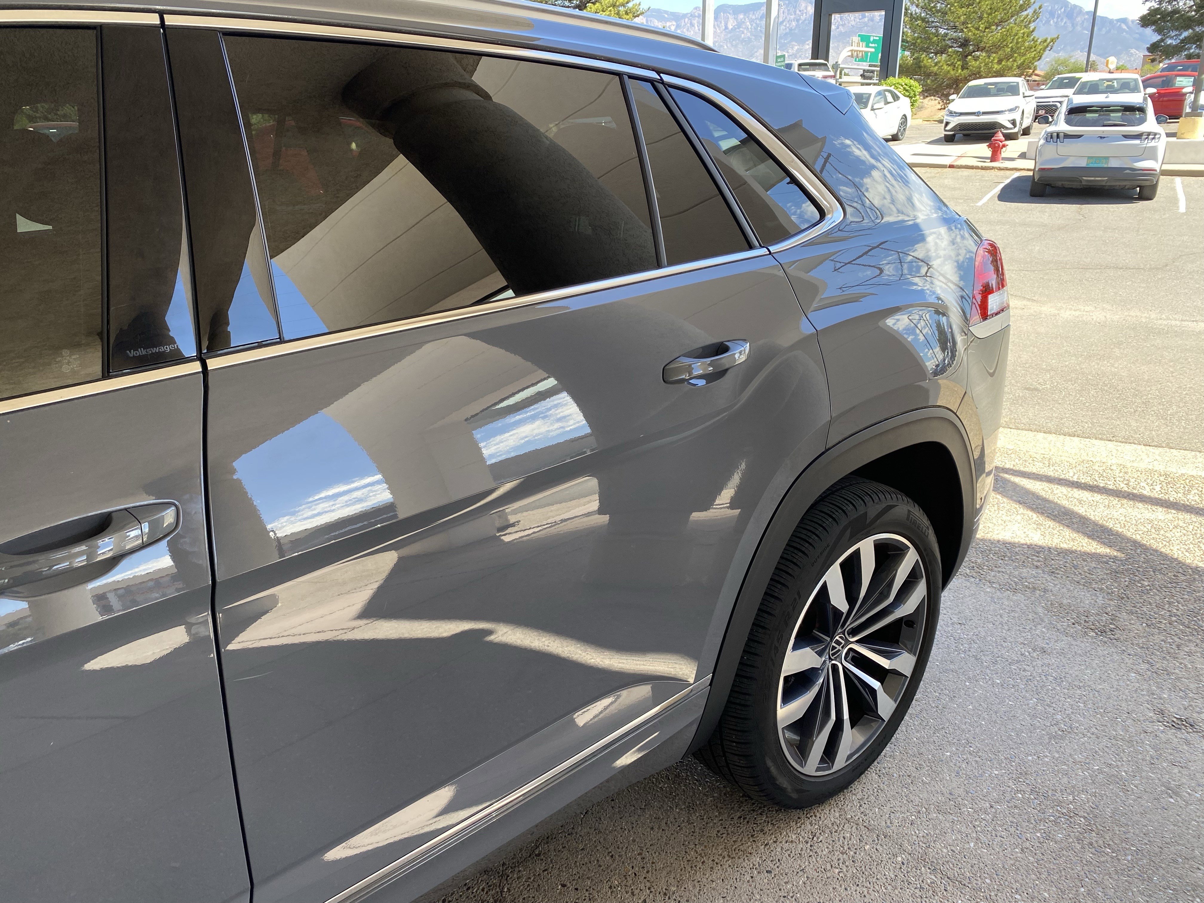 Used 2023 Volkswagen Atlas Cross Sport SEL Premium R-Line image 50
