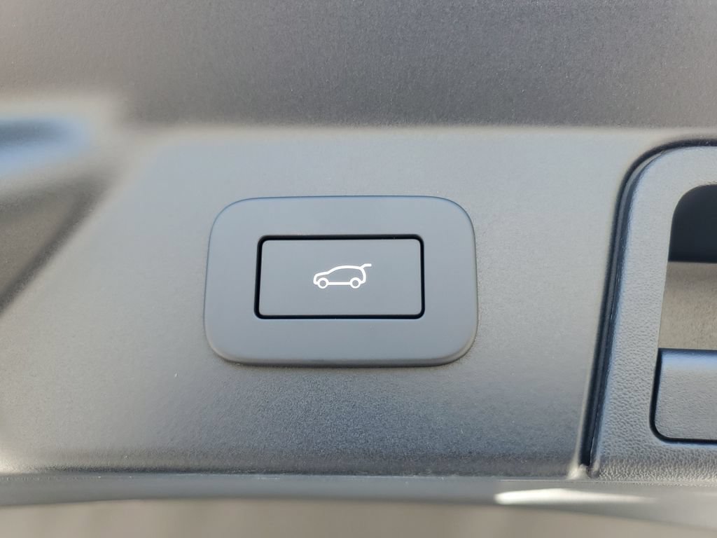 New 2026 Land Rover Range Rover Velar Belgravia AWD/4WD image 30